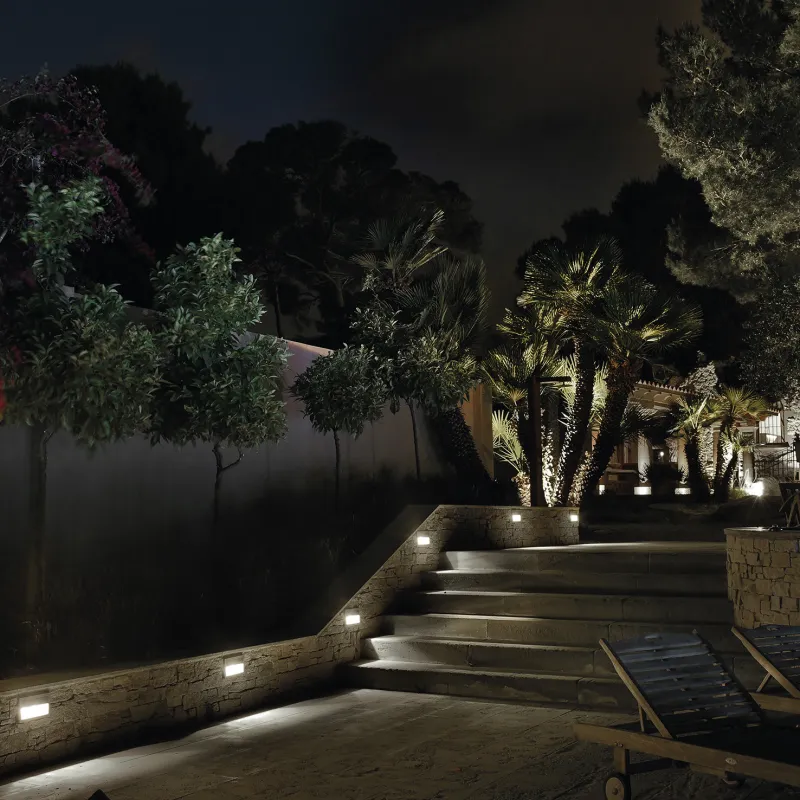 Enjoliveur asymétrique  RIMA IP65 LED SMD AC 13W 4000K Anthracite
