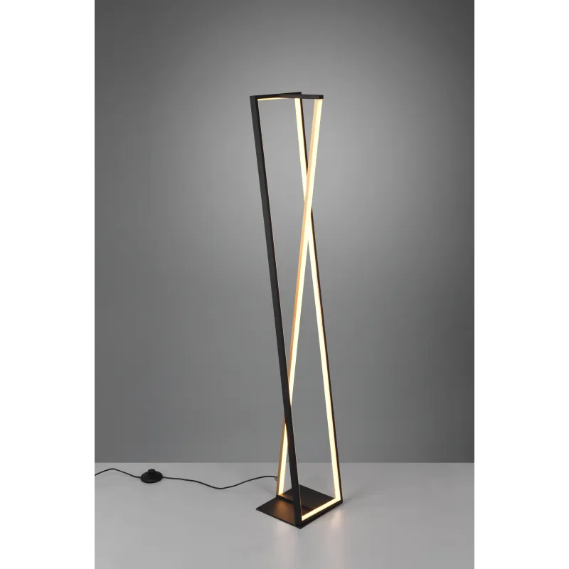 Lampadaire Intérieur Métal noir mat 230V. LED 2300+3000+4000K 2950lm.
