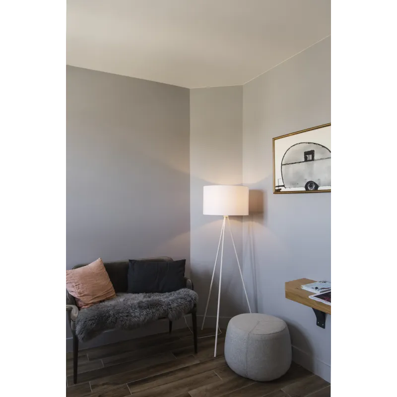FENDA, lampadaire intérieur, trépied, blanc/chrome, E27, 40W max, sans abat-jour