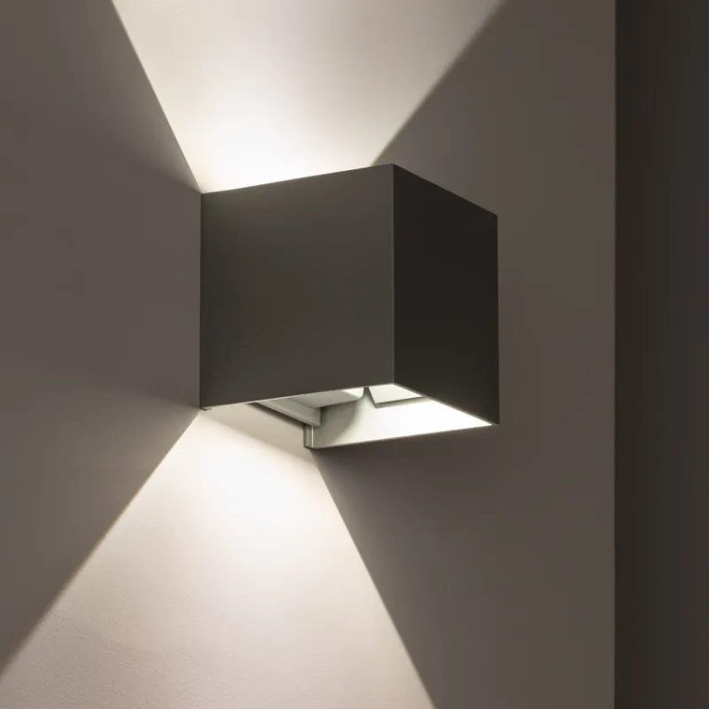 applique-exterieur-led-6w-380-lumens-3000k-cube-gris-angle-ajustable-mural-ip44