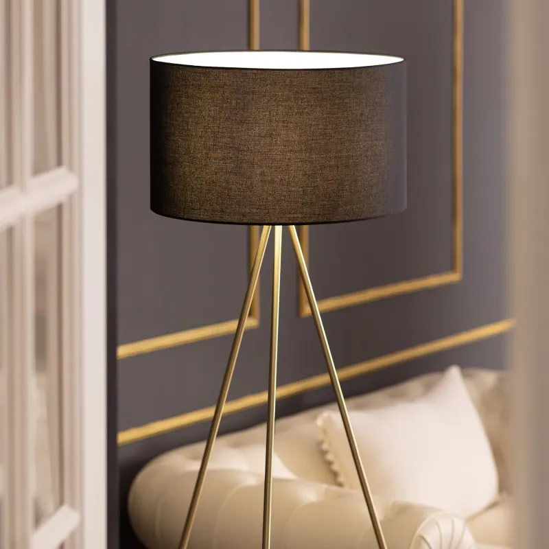 lampadaire-sur-pied-dore-162cm-abat-jour-noir-culot-e27