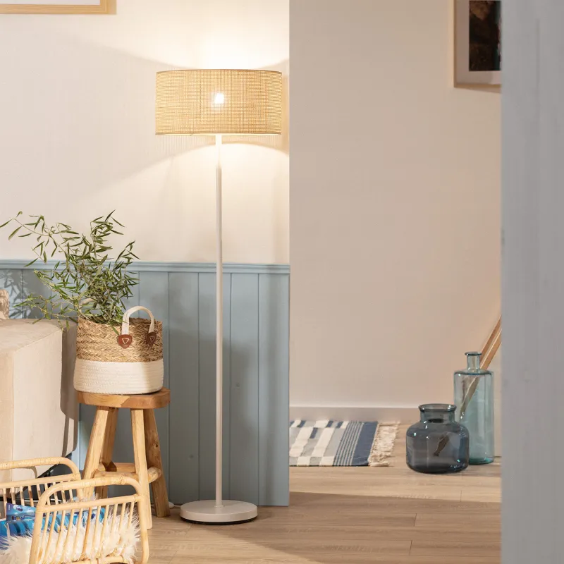 lampadaire-sur-pied-abat-jour-rotin-culot-e27-pied-blanc