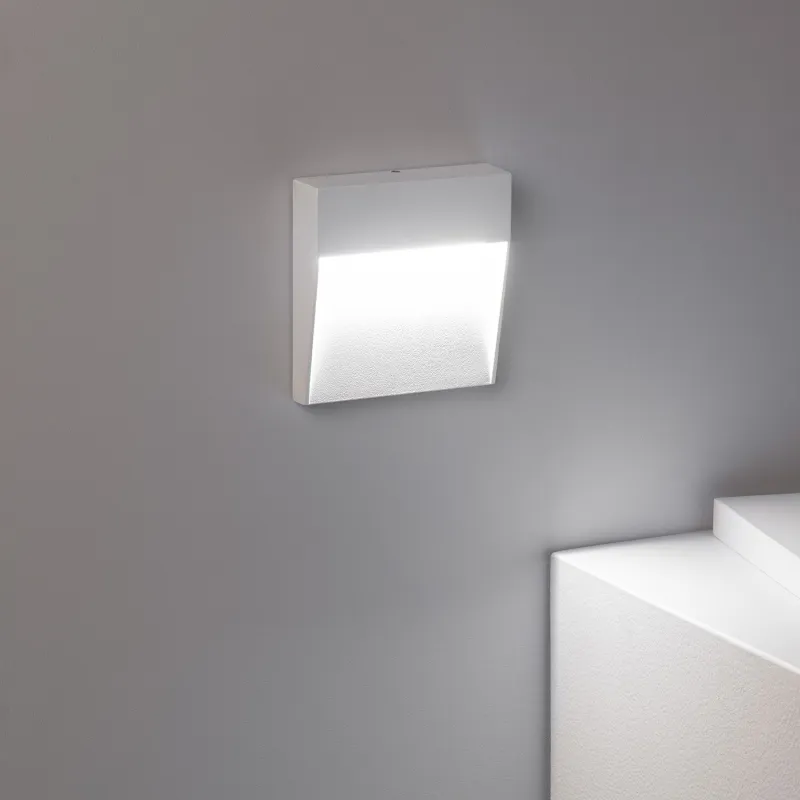 Applique balisage extérieur 4w led mural carre-135 lumens étanche ip54