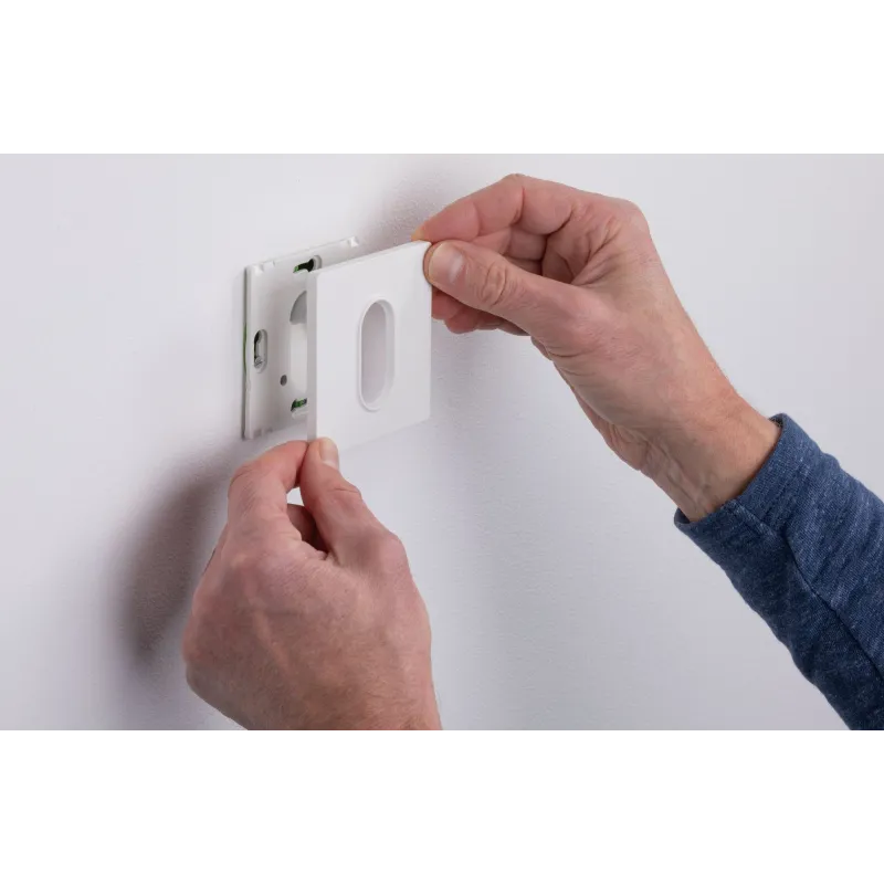 encastre-mural-carre-27-w-2700k-230v-blanc-avec-detecteur-de-mouvement
