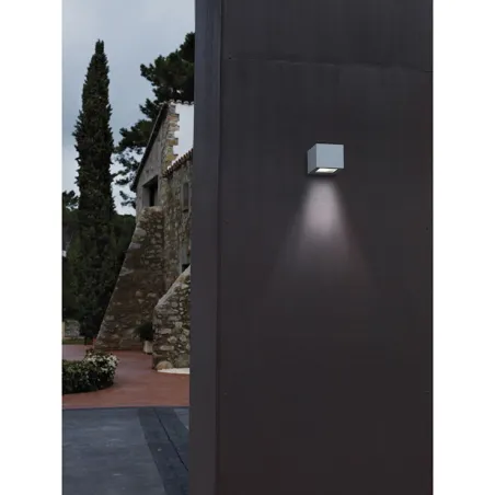 Applique Isora IP65 LED COC AC 4W 352LM 4000K 1EM Cuivre marron