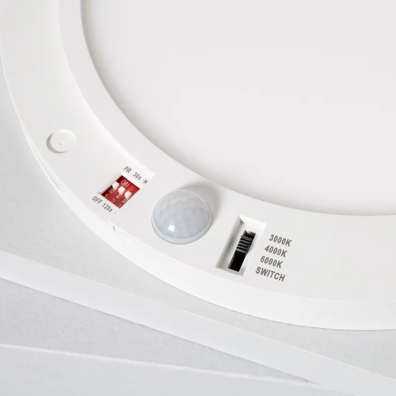 encastrable-led-18w-cct-detecteur-mouvement-ajustable-75mm-205mm