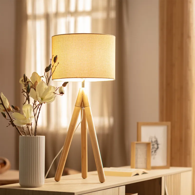 lampe-a-poser-solaire-etanche-exterieur-nomade-lumineuse-