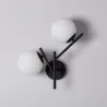 applique-murale-noire-double-boule-blanches-culot-e27