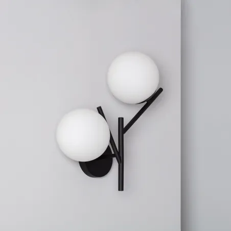 applique-murale-noire-double-boule-blanches-culot-e27