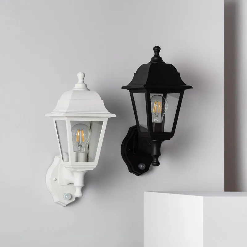 applique-noire-exterieur-culot-e27-ip44220v-lanterne-tete-en-bas