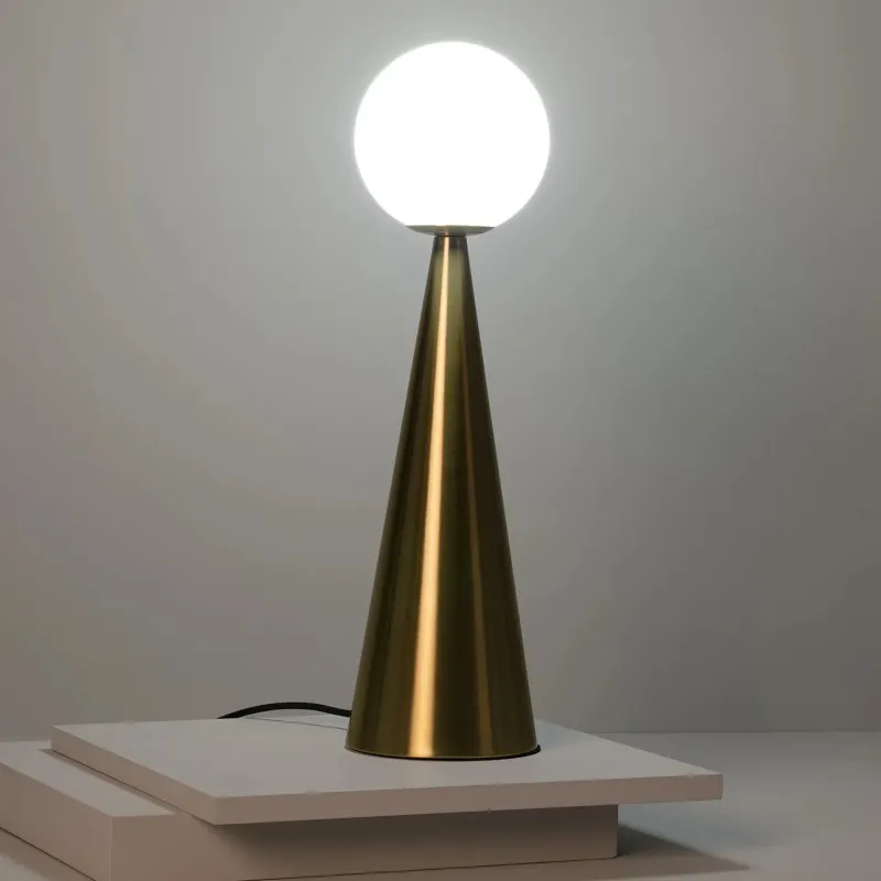 lampe-a-poser-metal-dore-et-boule-culot-e14