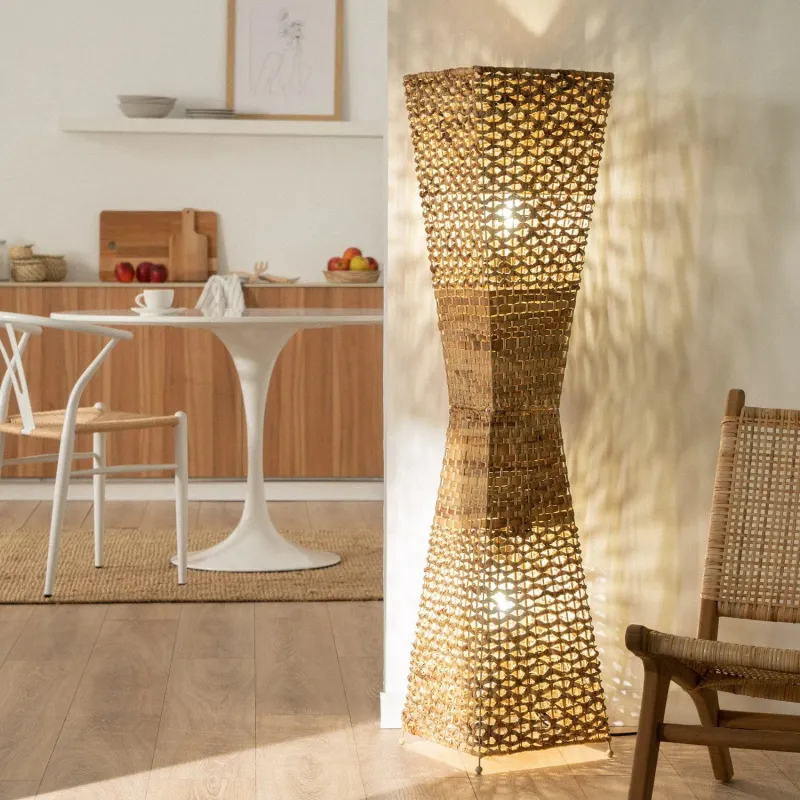 lampadaire-a-poser-en-fibres-naturelle-douille-culot-e27