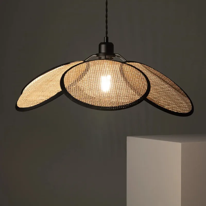 suspension-luminaire-suspendu-rotin-blanc-ou-noir-culot-e27