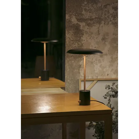 HOSHI Lampe de table noire et cuivre brossée