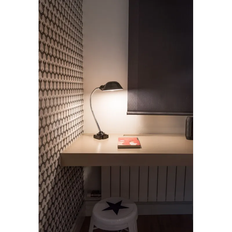 REMAKE Lampe de bureau noir