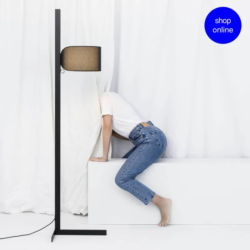 STAND UP Lampadaire noir et noir