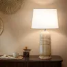 lampadaire-a-poser-trepied-bois-et-abat-jour-tissu-
