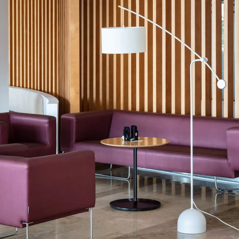 lampadaire-arc-metal-abat-jour-blanc-culot-e27