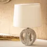 lampadaire-a-poser-trepied-bois-et-abat-jour-tissu-