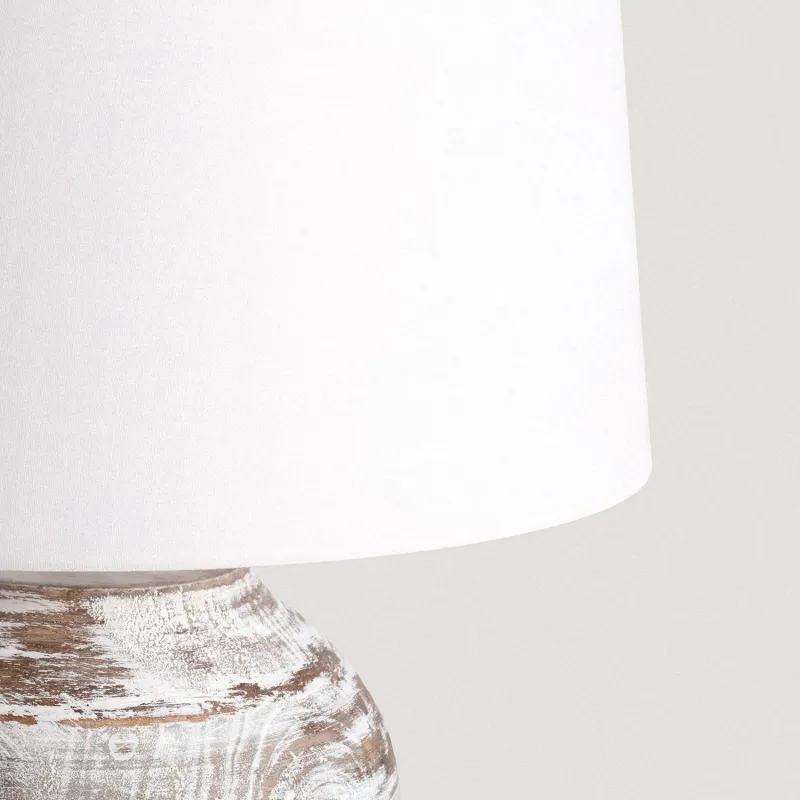 lampadaire-a-poser-trepied-bois-et-abat-jour-tissu-