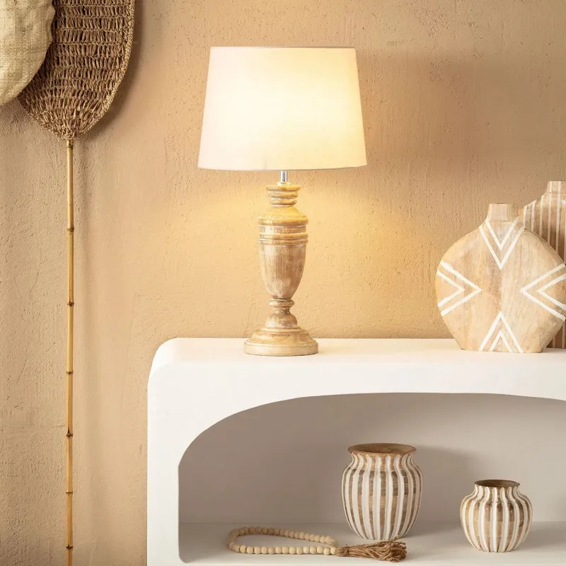 lampadaire-a-poser-trepied-bois-et-abat-jour-tissu-