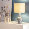 lampe-a-poser-resine-gris-et-abat-jour-culot-e27