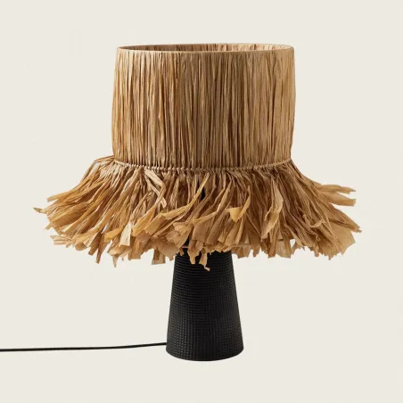 lampe-a-poser-ceramique-noire-et-abat-jour-rafia