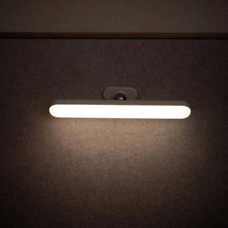 applique-reglette-sans-fil-rechargeable-22cm-led-cct-tableau