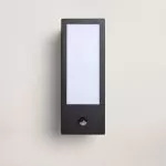 applique-detecteur-de-mouvement-ip44-noire-lanterne-moderne-culo-e27