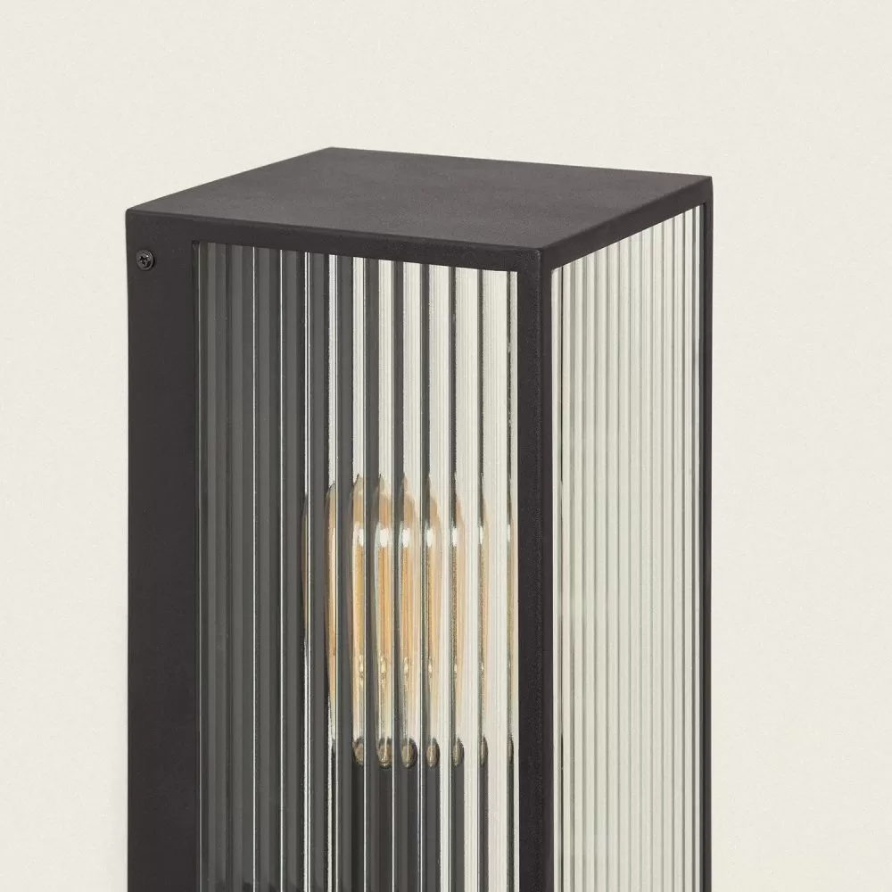 applique-murale-noire-culot-e27-ip44-220v