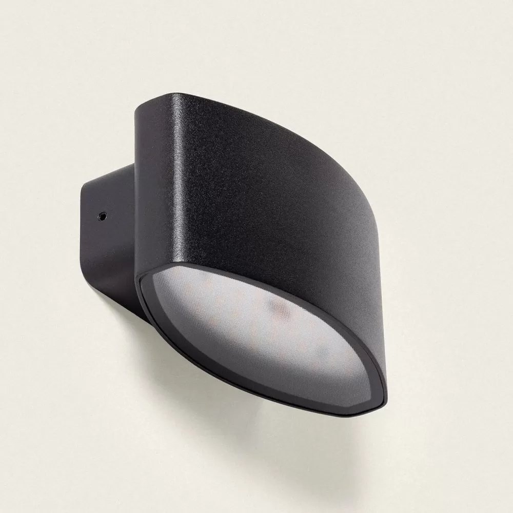 applique-exterieure-led-8w-noire-700-lumens-ip54
