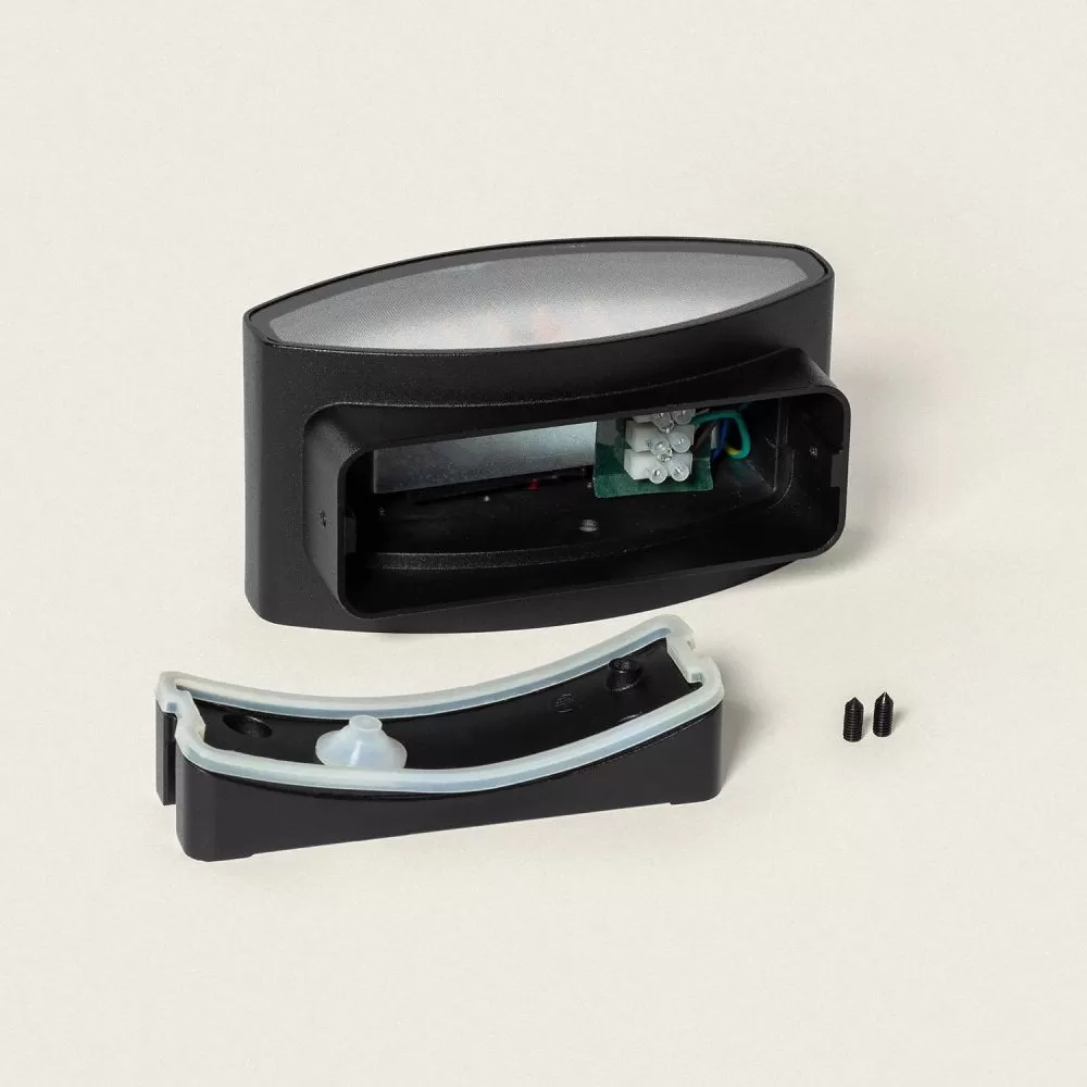 applique-exterieure-led-8w-noire-700-lumens-ip54