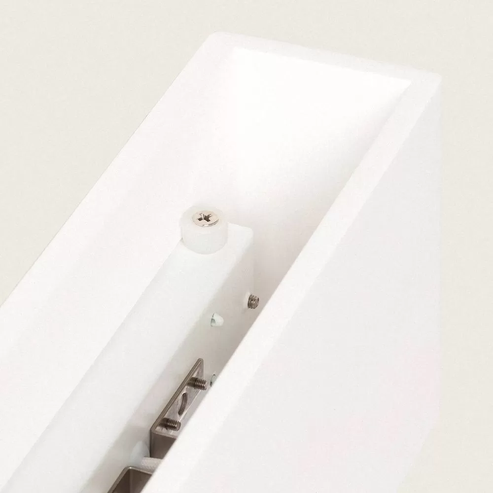 applique-murale-platre-blanc-culot-g9-220v