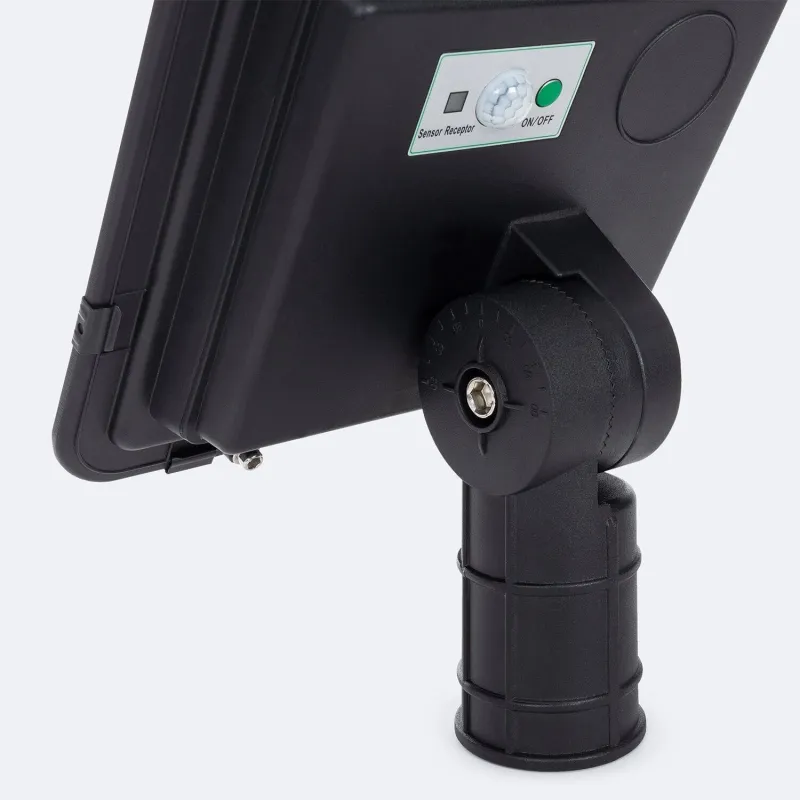 candelabre-solaire-led-2500-lumens-detecteur-de-mouvement-telecommande-eclairage-public-parc-jardin-parking