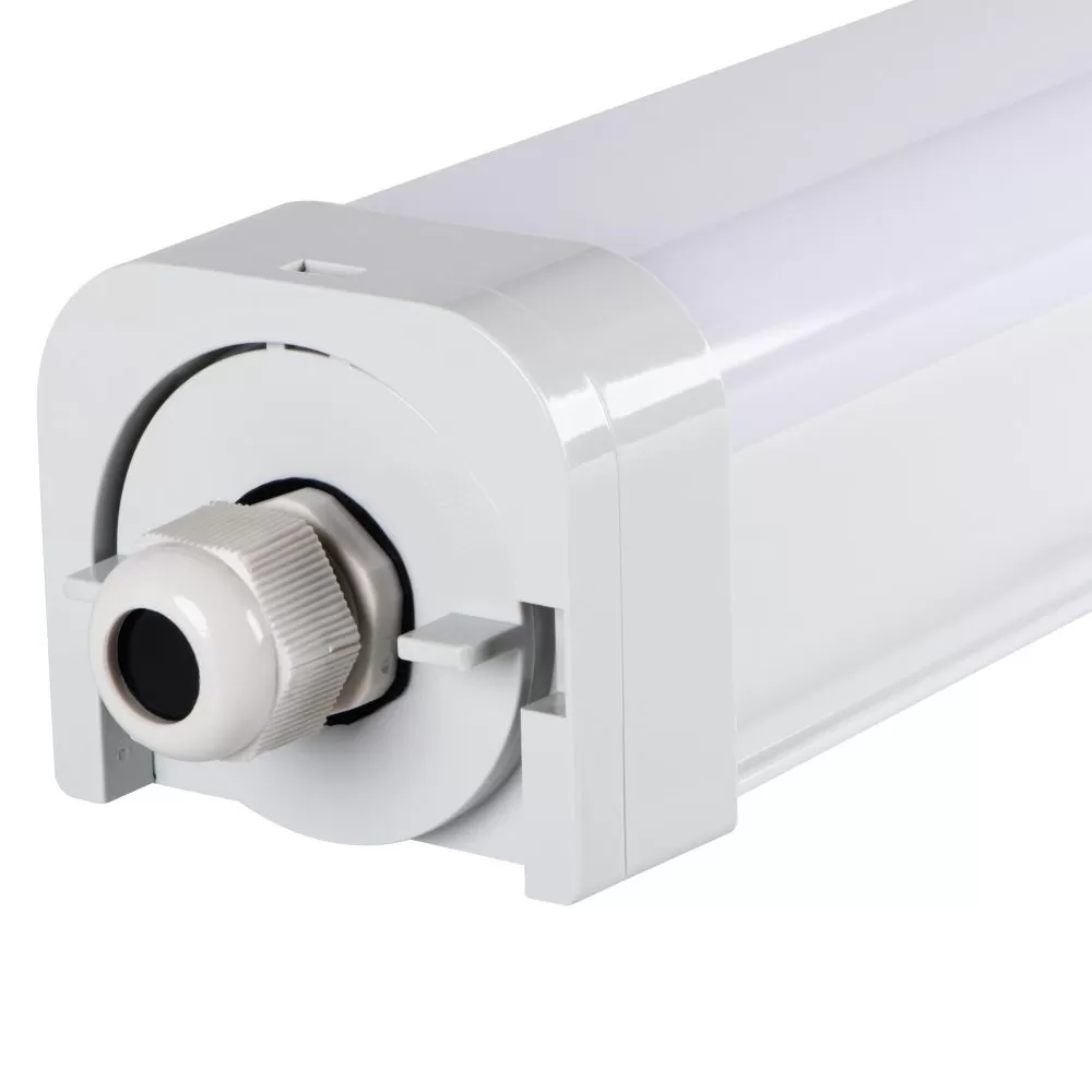 reglette-luminaire-etanche-tp-strong-60w-4000k-ip65-8000lm