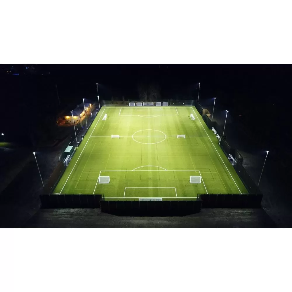 projecteur-led-500w-stadium-ip66-4000k-80000lm-grand-hauteur-grue-hangar-entrepot