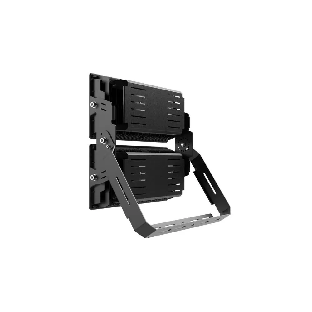 projecteur-led-10000w-stadium-ip66-4000k-155000lm-grand-hauteur-grue-hangar-entrepot