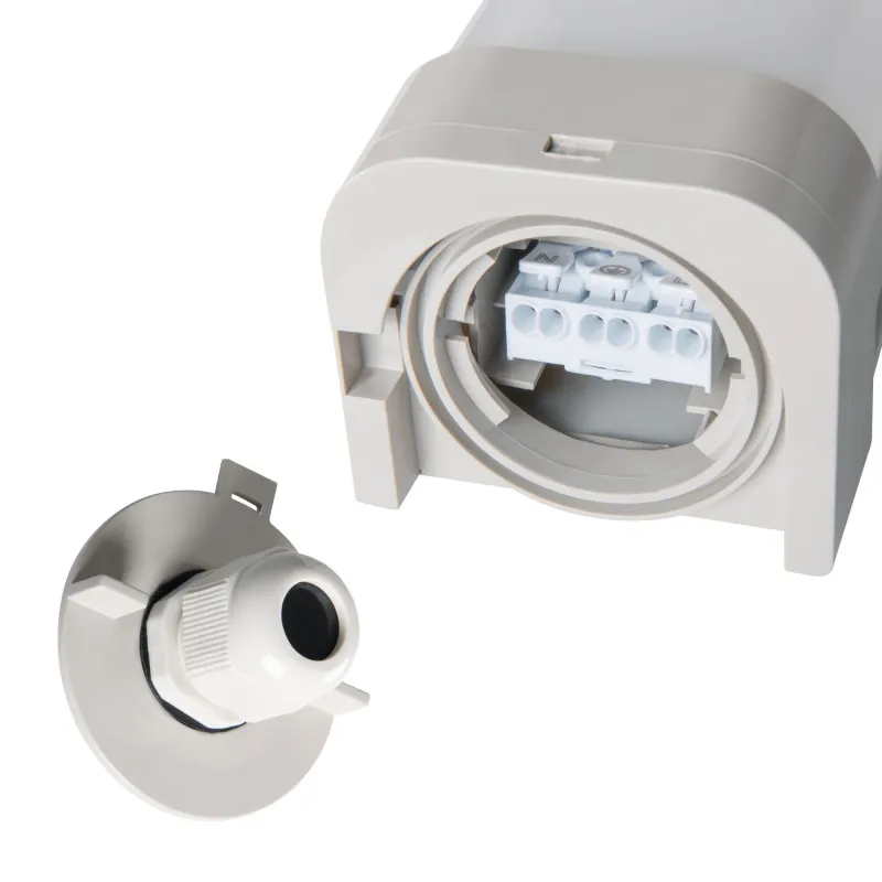 reglette-luminaire-etanche-tp-strong-60w-4000k-ip65-8000lm
