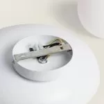 applique-murale-metal-et-verre-blanc-culot-e14