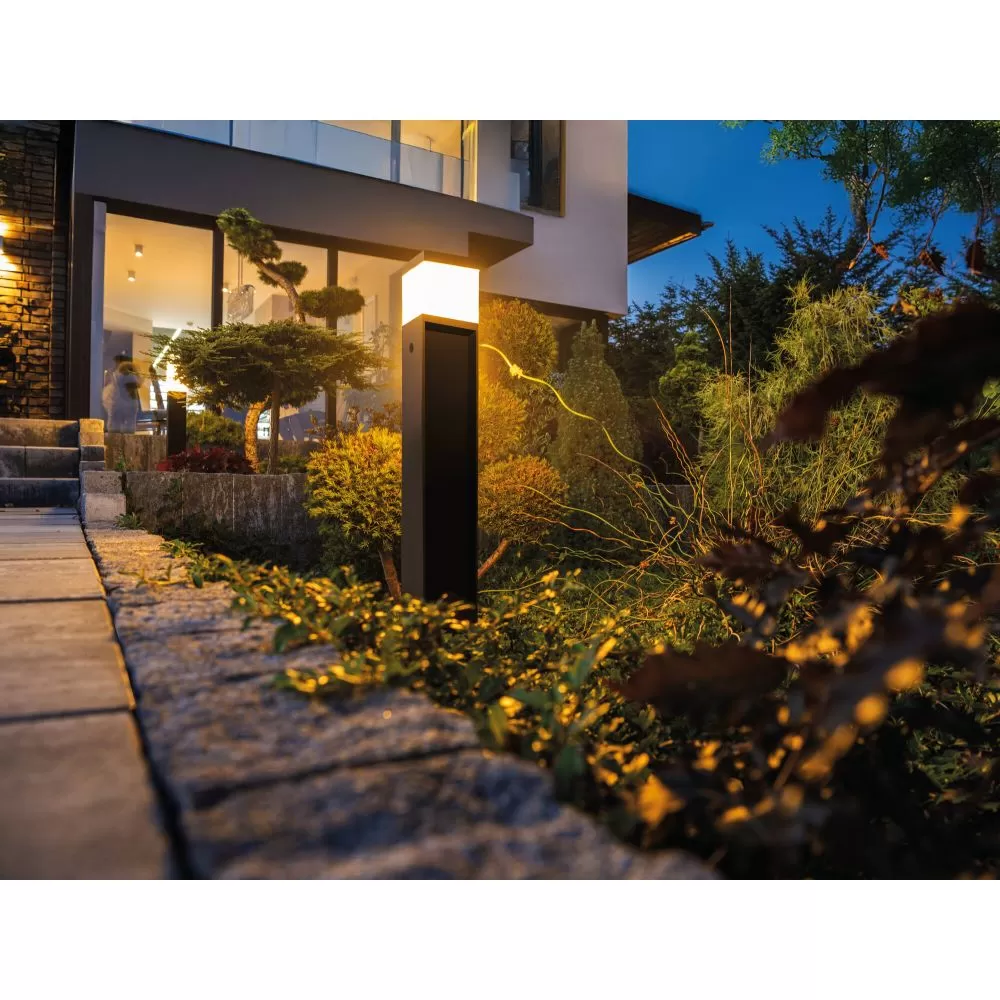 poteau-de-jardin-avec-prises-courant-230v-type-e-nasto