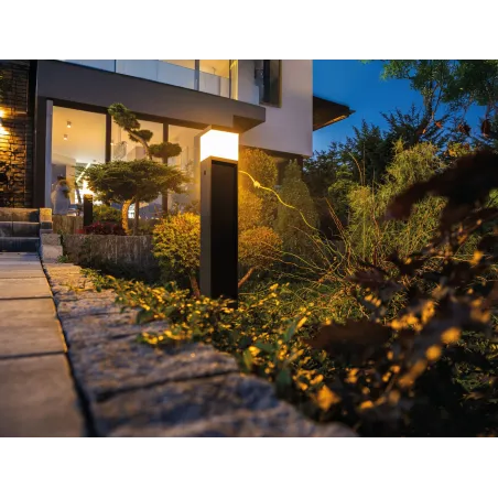poteau-de-jardin-avec-prises-courant-230v-type-e-nasto