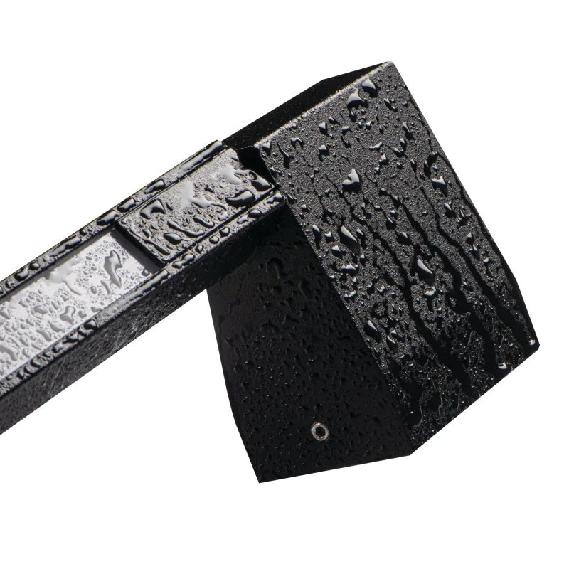 applique-exterieure-led-10w-barre-noire-80cm-ip54-4000k