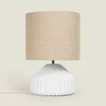 lampe-de-table-ceramique-blanche-abat-jour-beige-culot-e27-