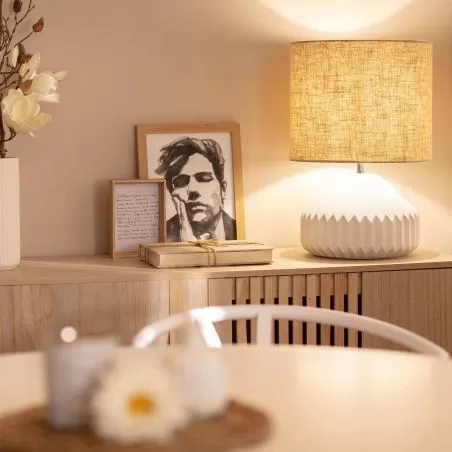 lampe-de-table-ceramique-blanche-abat-jour-beige-culot-e27-