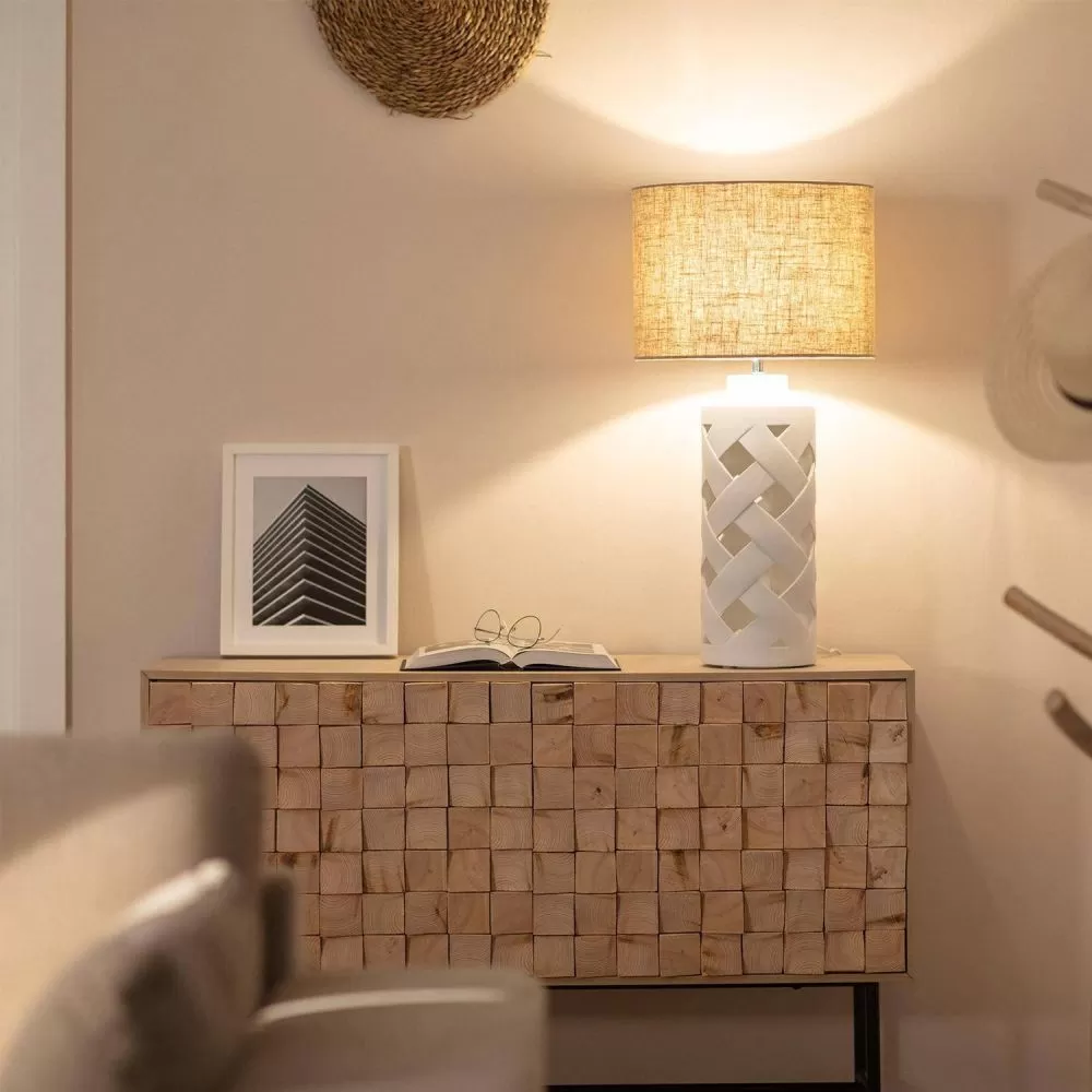 lampe-de-table-ceramique-blanche-abat-jour-beige-culot-e27-