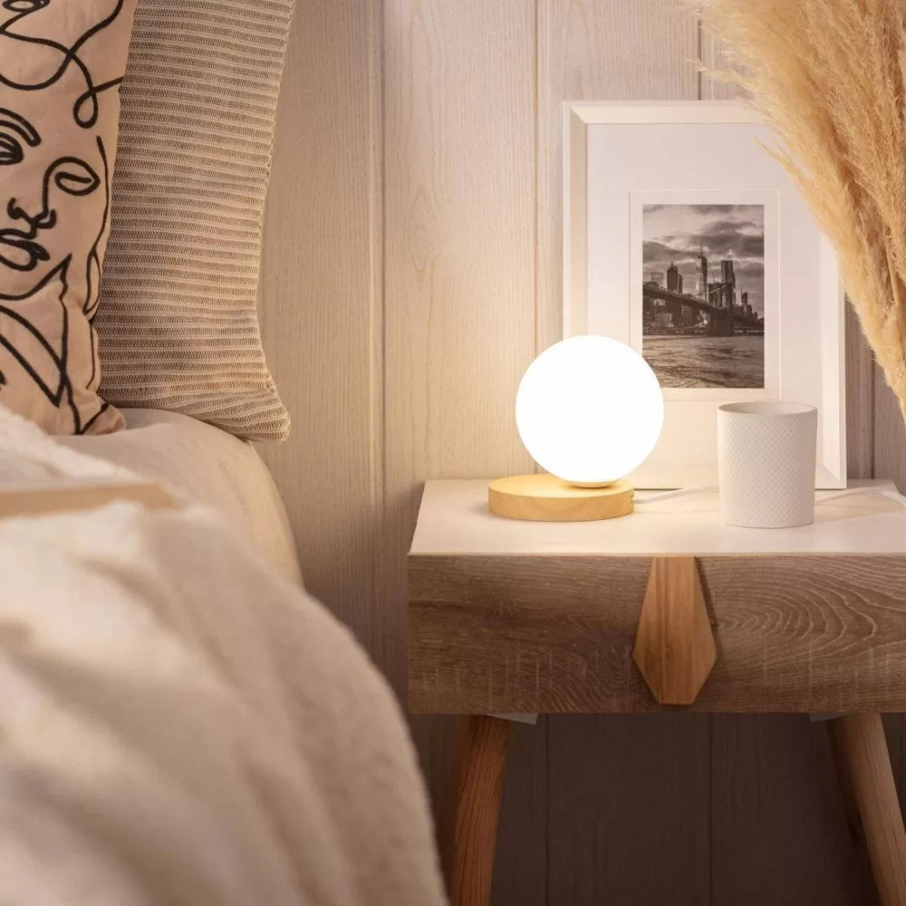 lampe-de-table-blanche-boule-verre-blanc-culot-g9