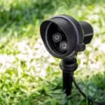 projecteur-spot-piquet-5w-led-ip65-sur-pied-noir-jardin-rocaille-et-massif-etanche