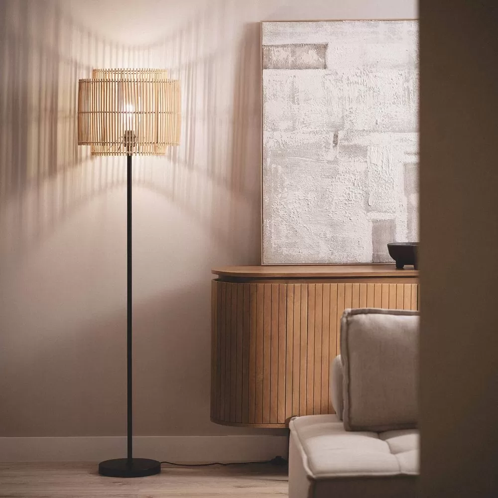 lampadaire-a-poser-160cm-metal-noir-et-bambou-culot-e27