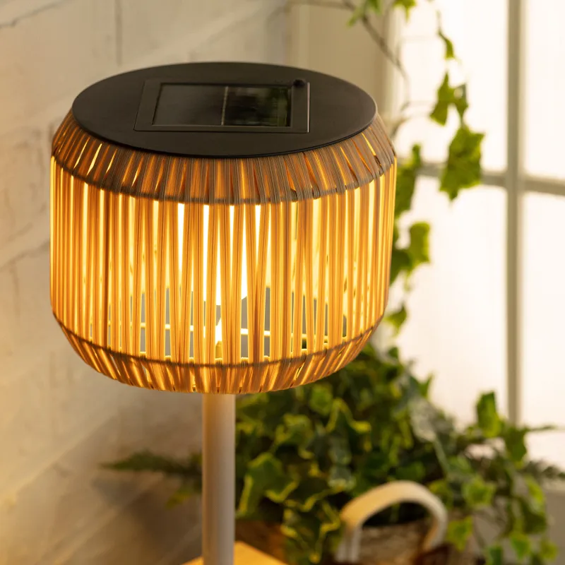 lampe-a-poser-solaire-etanche-exterieur-nomade-lumineuse-