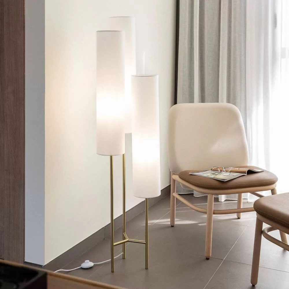 lampadaire-sur-pied-metal-3-tetes-blanche-culot-e27